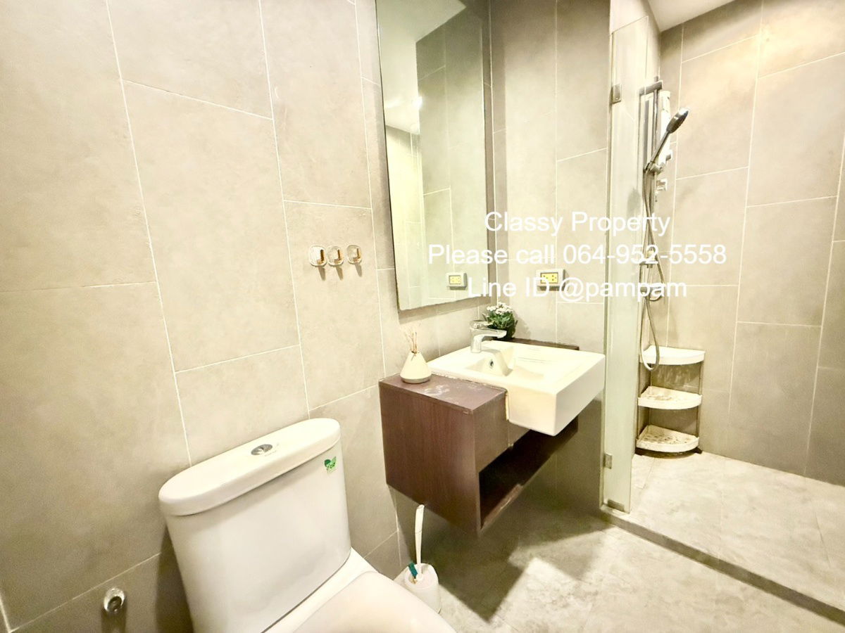 รูป *** ให้เช่าคอนโด : ซี เอกมัย 1 ห้องนอน ตู้เสื้อผ้า2 ใบ เฟอร์ครบ (C Ekkamai) *** - รูปที่ 9/12