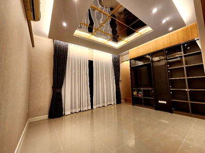 Home office for rent : Renovated home office for rent, near main road Bangna-Trad