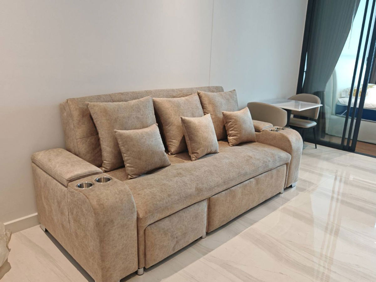 picture Supalai Icon Sathorn【𝐑𝐄𝐍𝐓】🔥Exquisite design with a luxurious cream tone adds a touch of high-end serenity.🔥  Contact Line ID: @hacondo - 2/3