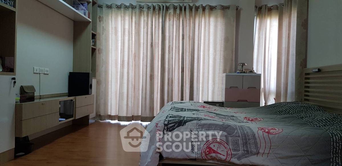 รูป บ้าน 4-ห้องนอน ที่ ไลฟ์ บางกอก บูเลอวาร์ด รามอินทรา 23 ใน อนุสาวรีย์ (ID 1899610) - รูปที่ 8/13