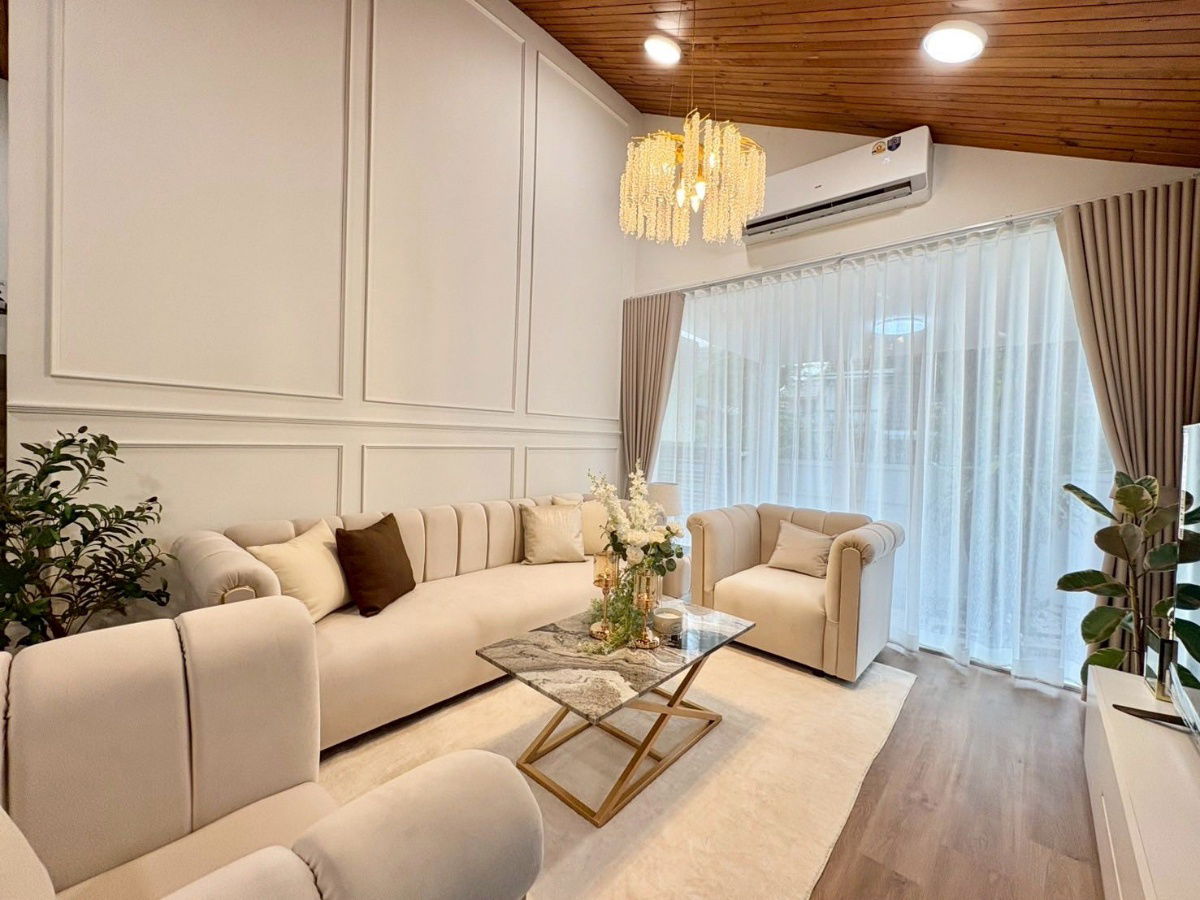picture WS4724 [For rent] Luxury house in the heart of Ratchada - Ratchada Niwet 16 💰 Rent 180,000 baht/month 🚇 MRT Huai Khwang - 30/34