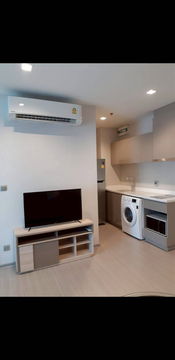 For rent life sukhumvit62 35sqm. 17000 bht per month please add line paolin1