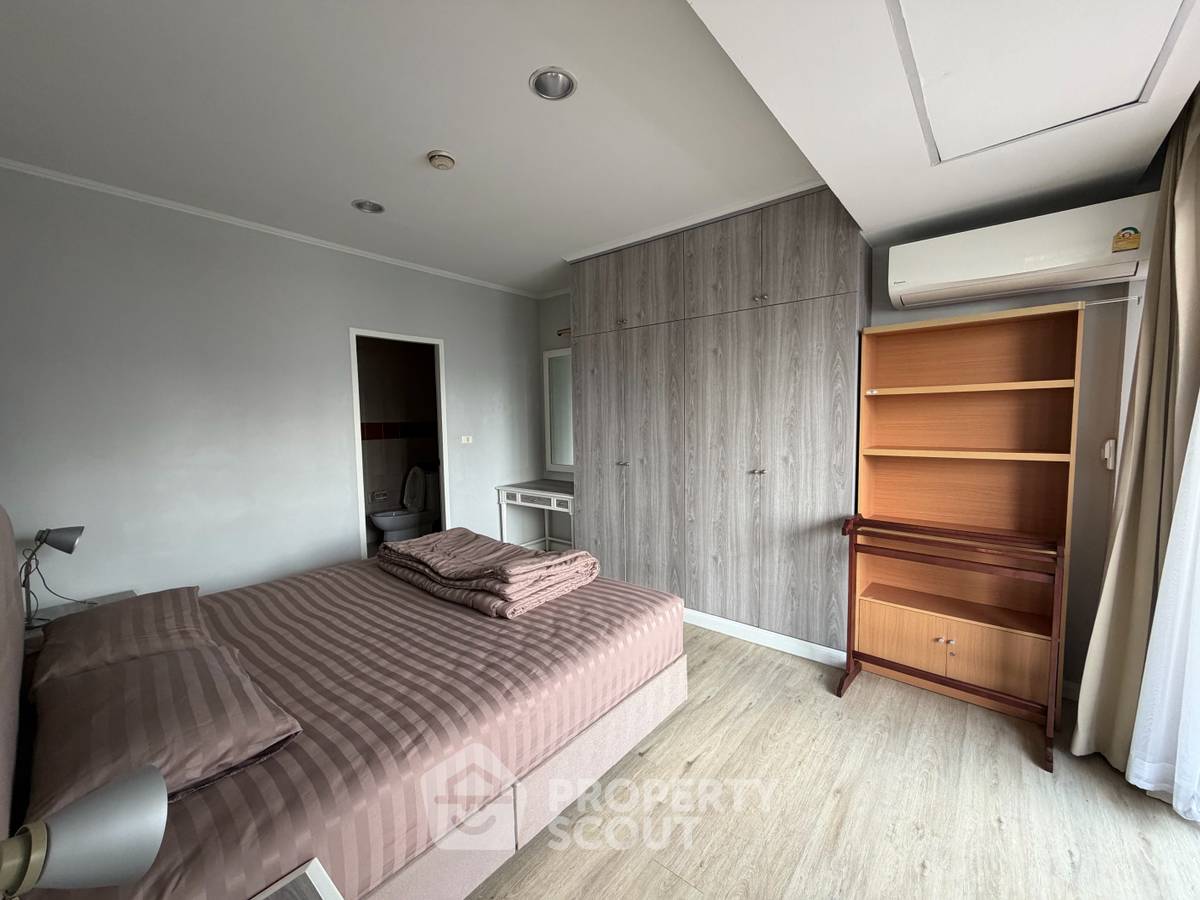 รูป คอนโด 2-ห้องนอน ที่ ซิตี้ รีสอร์ท สุขุมวิท 49 ใกล้ BTS พร้อมพงษ์ (ID 2349449) - รูปที่ 3/13