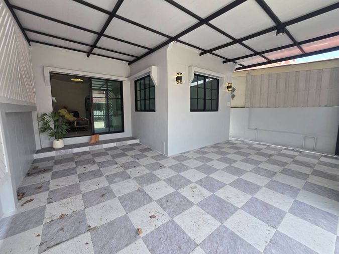 3-bed house for sale, 108 sqm, 26.8 sq wah, Nong Chok
