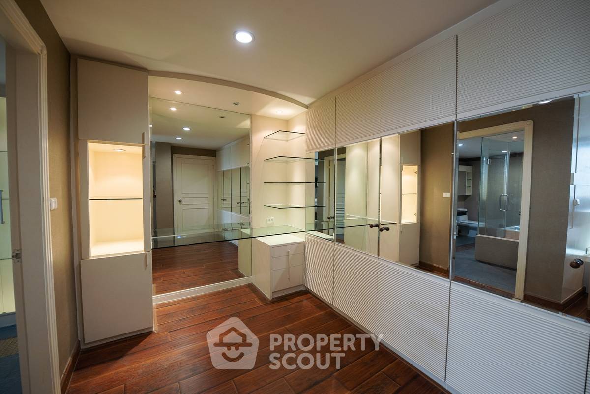 รูป คอนโด 3-ห้องนอน ที่ เพรสซิเดนท์ ปาร์ค คอนโดมิเนี่ยม ใกล้ MRT ศูนย์การประชุมแห่งชาติสิริกิติ์ (ID 2349432) - รูปที่ 30/47