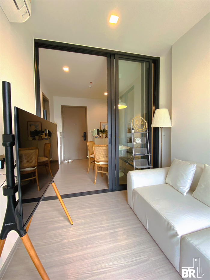 picture Ready-to-move-in, Prime Location Condo Life Asoke Hype - 8/10