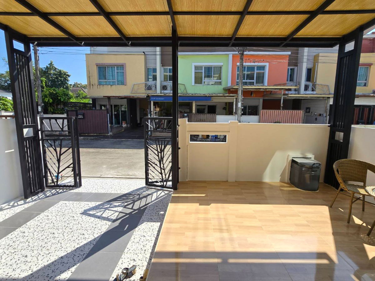 รูป ทาวน์เฮ้าส์ รีโนเวทใหม่ แถมเฟอร์นิเจอร์ หมู่บ้าน ไอดีไซน์ วงแหวน-รามอินทรา ซ.27 ถ.เลียบคลองสอง บางชัน คลองสามวา พร้อมอยู่ - รูปที่ 6/28