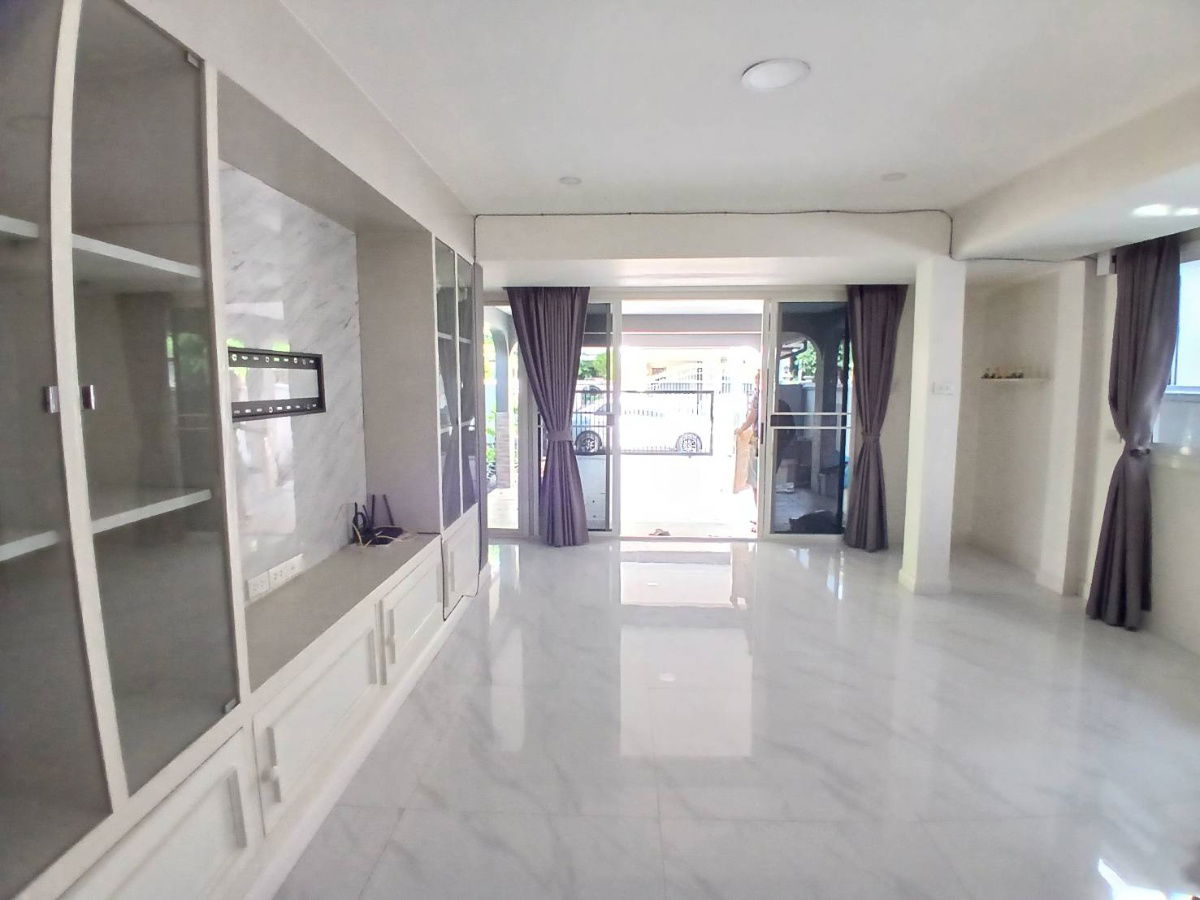 picture House for rent, Sammakorn Ramkhamhaeng 112 Tel.0999983897 - 7/24