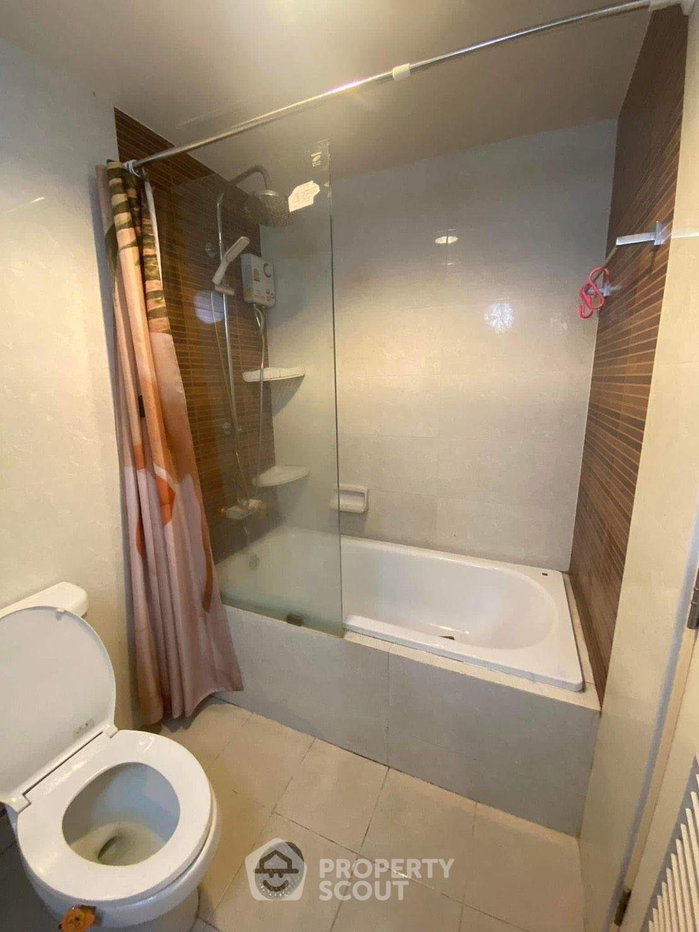 picture 1-BR Condo At Garden Asoke-Rama 9 Near MRT Phetchaburi (ID 2349532) - 8/9