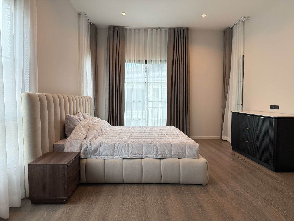 รูป 🏡 ให้เช่า บ้านเดี่ยวหรู เศรษฐสิริ บางนา กม.10 (Setthasiri Bangna KM.10) ใกล้สุวรรณภูมิ 💠 เช่า: 280,000 บาท/เดือน รหัสทรัพย์:RS2326  - รูปที่ 2/10