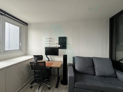 For Rent Condo XT HUAIKWANG Building A, Floor 33,1 bed room, Room size 35 sqm