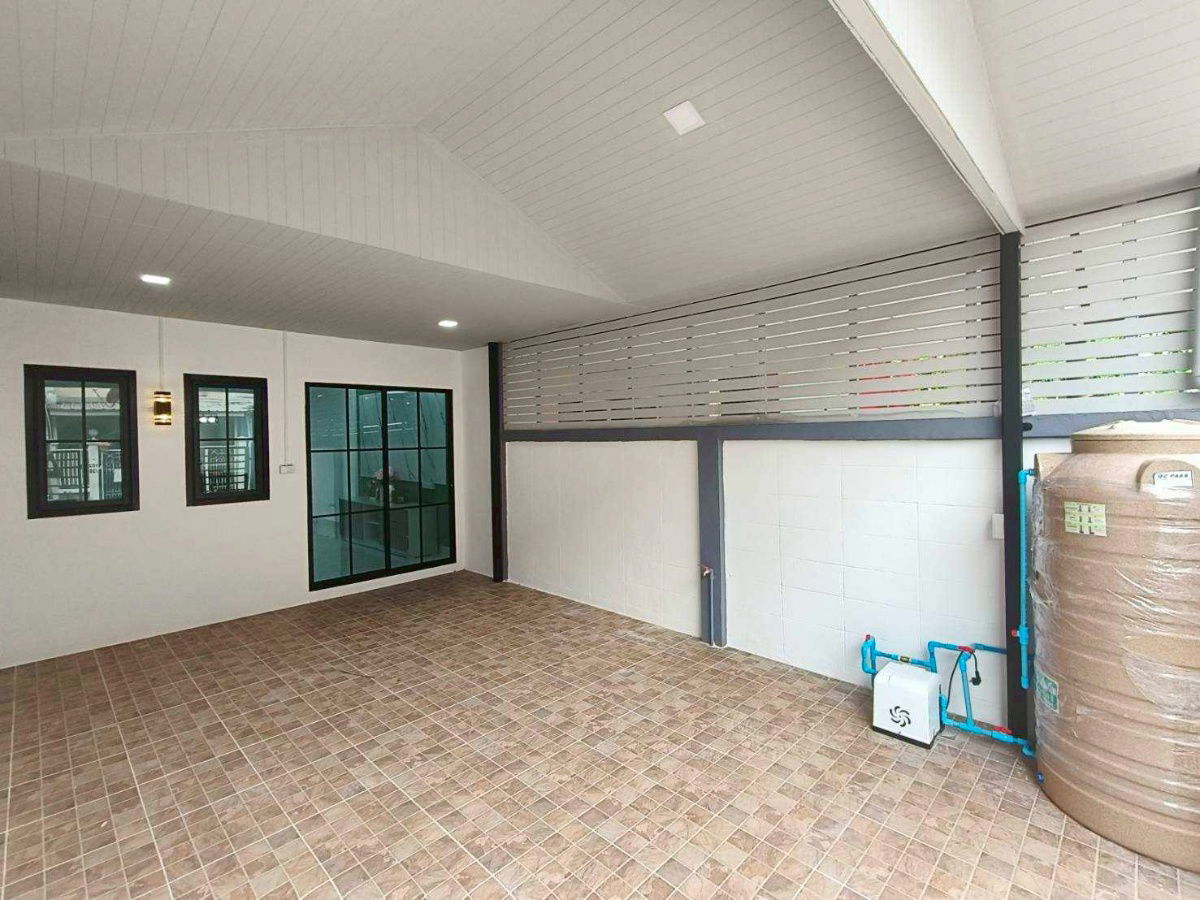 รูป มู่บ้านเสนาวิลล่า3 (ซอย1) ถ.คู้บอน27 แขวงท่าแร้ง เขตบางเขน  ทาวน์เฮ้าส์ รีโนเวทใหม่ มีเฟอร์นิเจอร์ พร้อมอยู่ - รูปที่ 3/21