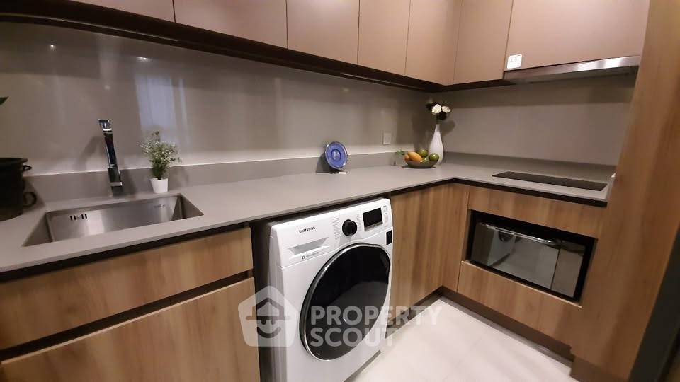 picture 2-BR Condo at Taka Haus Ekamai 12 near BTS Ekkamai (ID 2349243) - 11/48