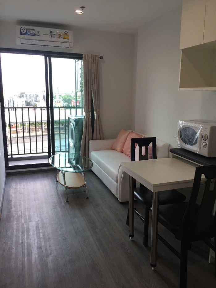 picture Rich Park @ Triple Station 1 Bedroom 1 bathroom size 28.5 Sq.m. (For Rent) - 1/16
