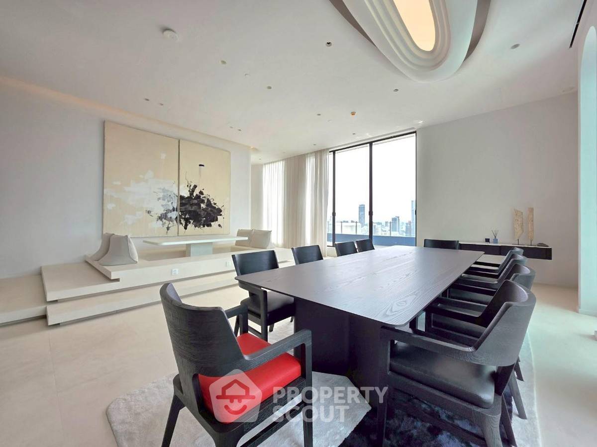 picture 4-BR Condo at The Diplomat 39 near BTS Phrom Phong (ID 2347268) - 5/25