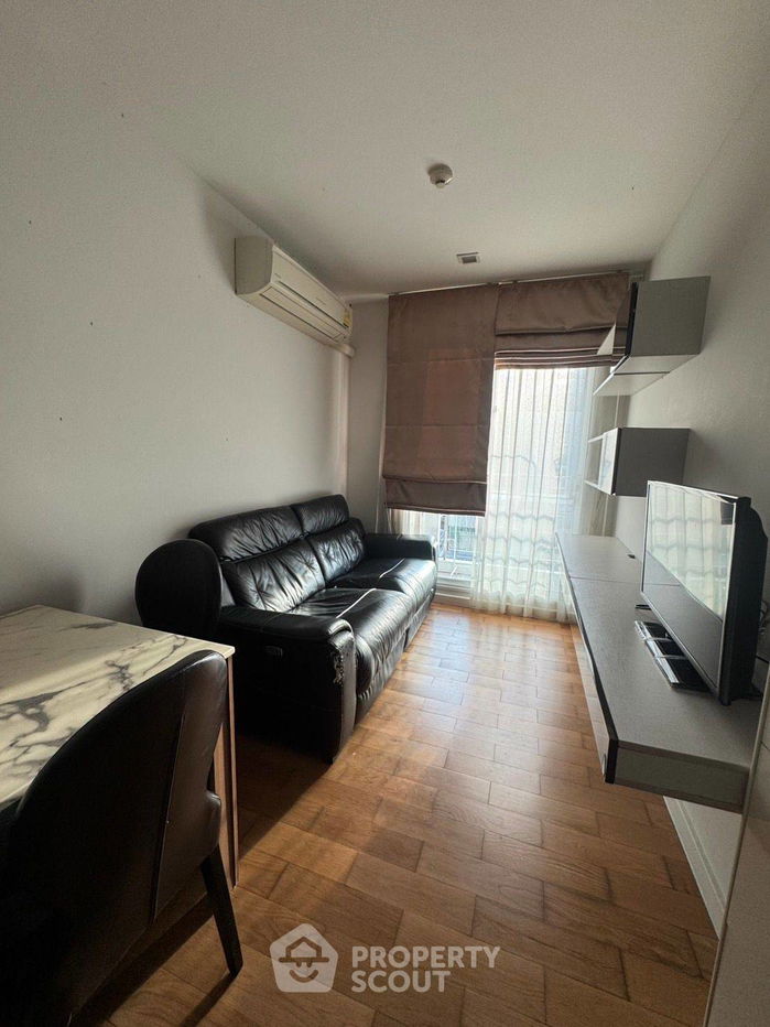 picture 1-BR Condo at Condolette Light Convent near BTS Sala Daeng (ID 2348911) - 2/10