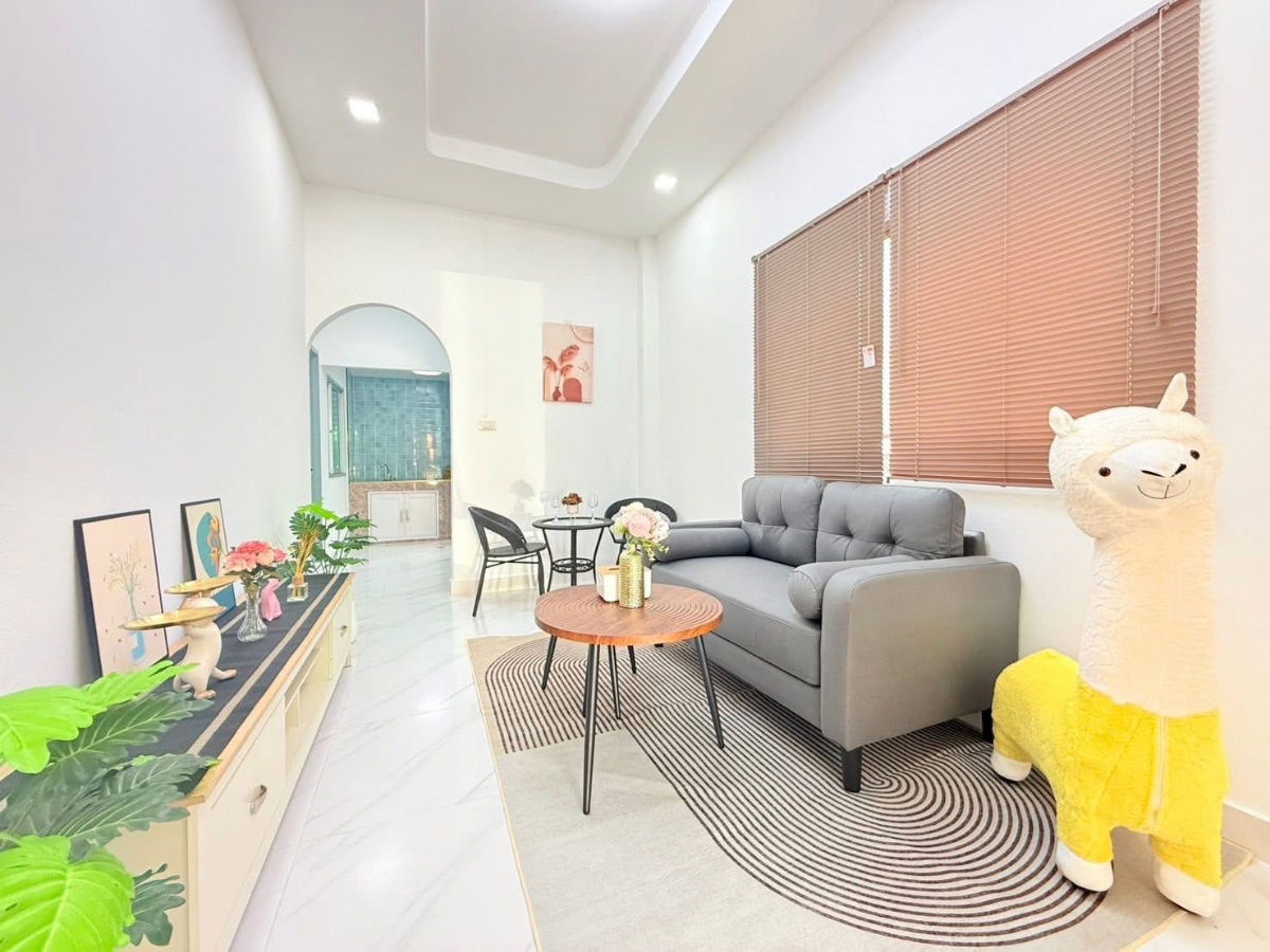 รูป หมู่บ้าน อมรทรัพย์  เลียบวารี 25 โคกแฝด หนองจอก ถนนเมน ค้าขายได้ รีโนเวทใหม่ พร้อมอยู่ มีเฟอร์นิเจอร์สวย - รูปที่ 8/21