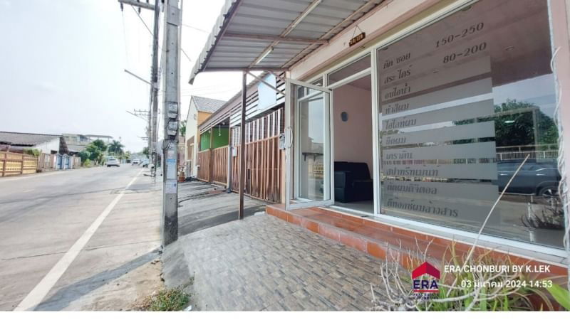 รูป ขายด่วน ทาวน์เฮ้าส์ ทำเลค้าขาย ติด ถนนทางเข้าหมู่บ้านธารดารา - รูปที่ 12/12