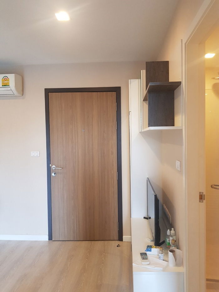 picture Condo for rent Metro Luxe Rama 4  near MRT Ekkamai station  - 4/9