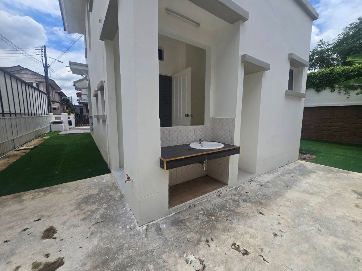 รูป บ้านเดี่ยว หลังมุมใน หมู่บ้านชัยพฤกษ์  รังสิต คลอง 4 ติดถนนรังสิต-นครนายก รีโนเวทใหม่ พื้นที่กว้าง ราคาถูก - รูปที่ 23/36