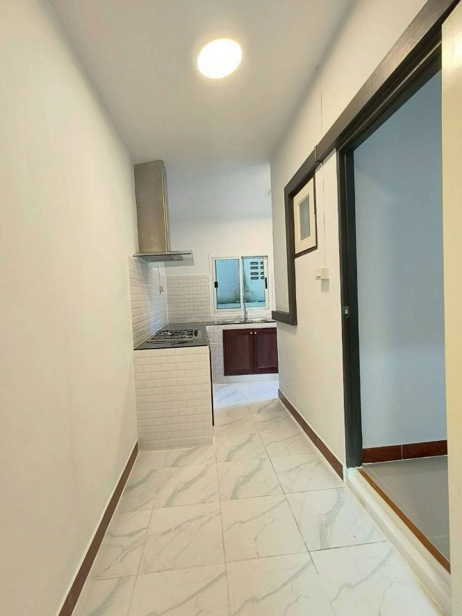 รูป บ้านแฝด รีโนเวทใหม่ มีเฟอร์นิเจอร์, แอร์ หมู่บ้านบุรีรมย์​ เลียบคลองสอง23 โซนชมนาด​ ซ.14 เขตคลองสามวา พร้อมอยู่ - รูปที่ 15/21