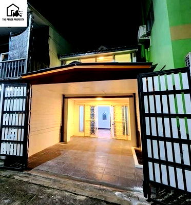 ทาวน์โฮม เขตบางกะปิ : บ้านรีโนเวท โซนแฮปปี้แลนด์ นวมินทร์ บางกะปิ