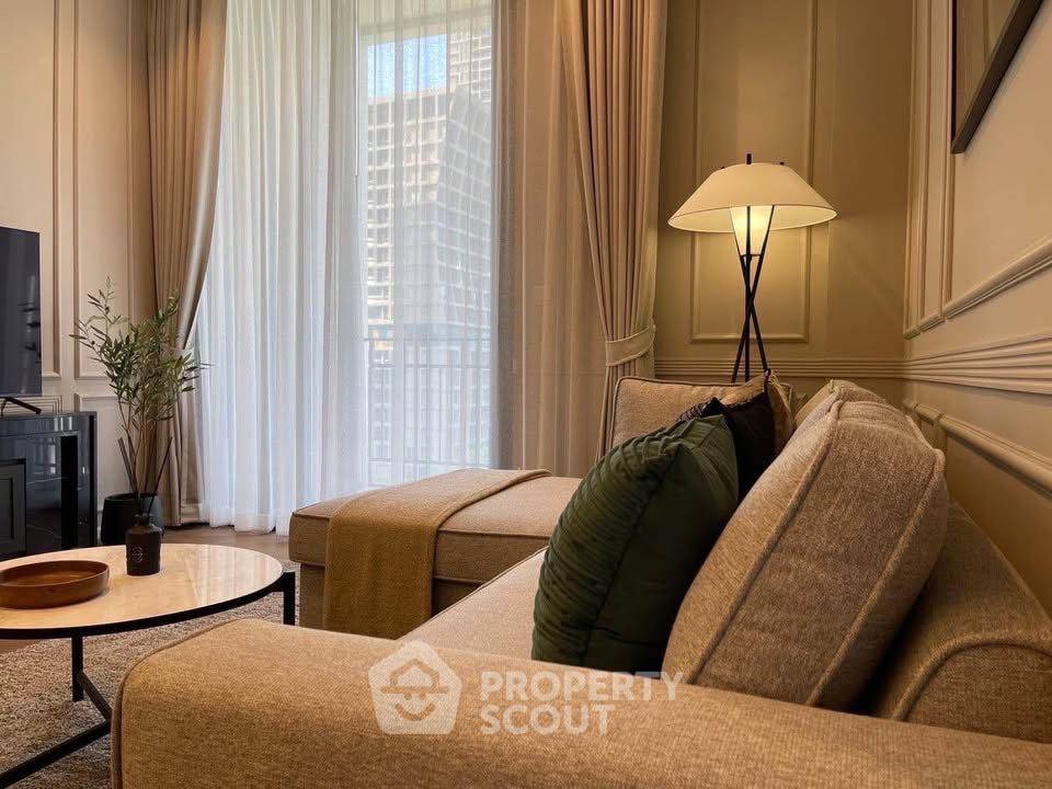 picture 1-BR Condo at Muniq Langsuan near BTS Ratchadamri (ID 2338172) - 9/19