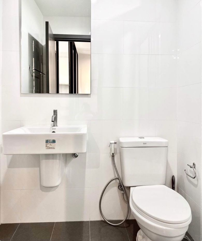 picture The Base Park West Sukhumvit 77  - 8/9