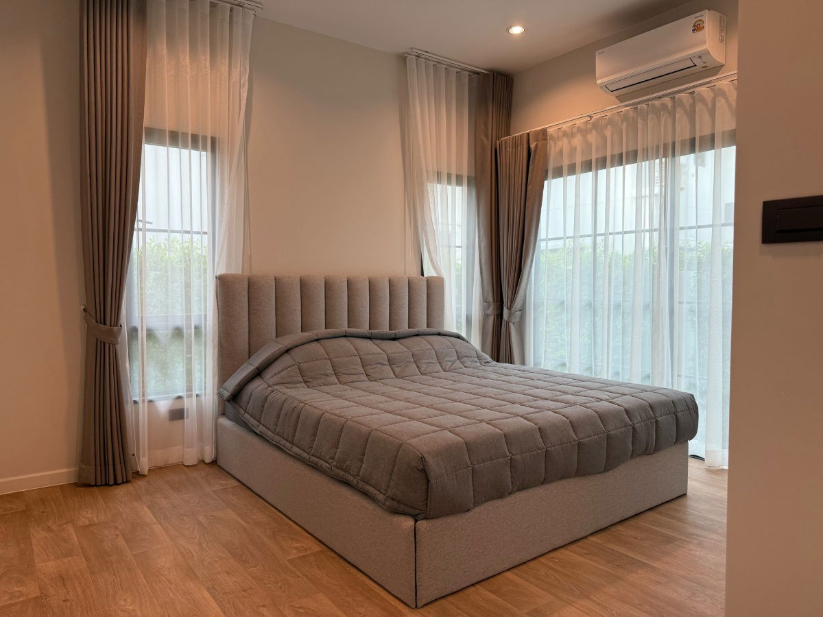 รูป 🏡 ให้เช่า บ้านเดี่ยวหรู เศรษฐสิริ บางนา กม.10 (Setthasiri Bangna KM.10) ใกล้สุวรรณภูมิ 💠 เช่า: 280,000 บาท/เดือน รหัสทรัพย์:RS2326  - รูปที่ 9/10