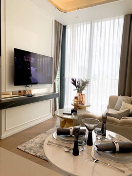 🌟 FOR RENT! 28 Chidlom –  🌟250m from BTS Chidlom💰 Rental Price: 55,000 THB/month Property code:RS2323