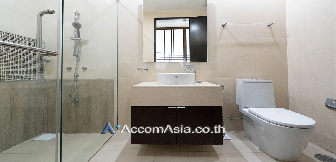 picture 🔼🔽 AccomA 📩 Spacious condo with balcony and city views at The Madison ( 1511356 ) - 11/11