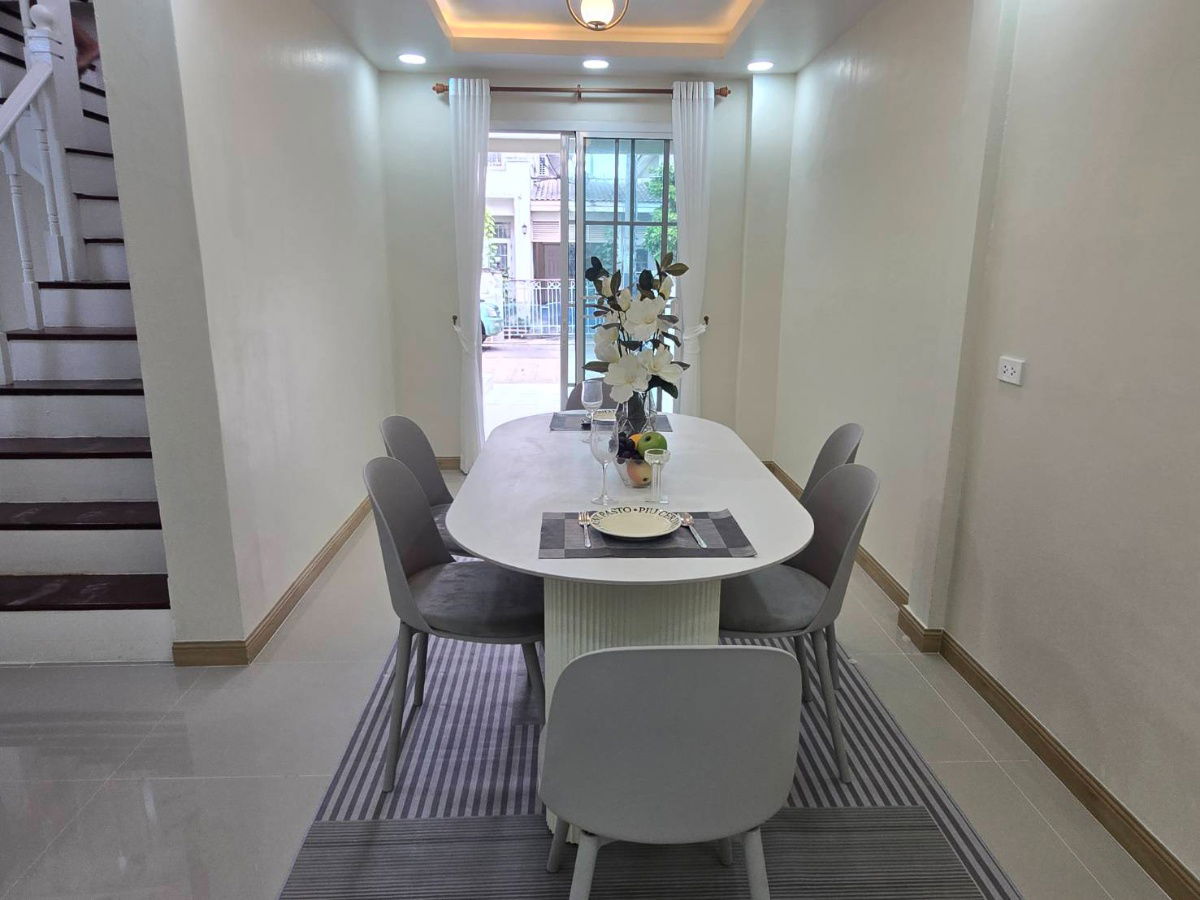 รูป บ้านแฝดหลังใหญ่ ทำเลทอง พร้อมเข้าอยู่ หมู่บ้าน ฟ้าปิยรมย์ โซนพฤกษ์วนา เฟส 6 ตกแต่งใหม่ แถมเฟอร์นิเจอร์ พร้อมอยู่ - รูปที่ 21/38