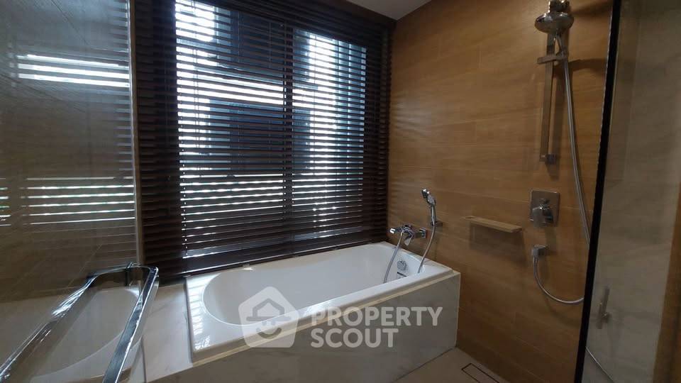 picture 2-BR Condo at Taka Haus Ekamai 12 near BTS Ekkamai (ID 2349243) - 21/48