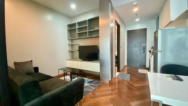 รูป Studio ขนาด 40 ตร.ม. ที่ Sky Walk Condominium ให้เช่าเดือนละ 18,000 บาท  ชั้น 18 คอนโดใกล้ BTS  พระโขนง - รูปที่ 4/12