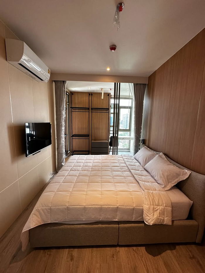 รูป 🔥Hot Deal🔥 For Rent 📌 RHYTHM EKKAMAI ESTATE (ID Line : @arent) ต่อรองได้ ห้องปล่อยออกไวมาก!! ✅ ทางเราดูแลอีกหลายโครงการ ตอบไวมาก ดูแลดุจญาติมิตร - รูปที่ 3/4