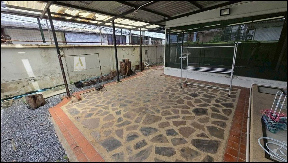 รูป AH614 ให้เช่าบ้านหลังมุม โฮมออฟฟิศ เนื้อที่ 200 ตร.ว. ย่านลาดพร้าว จตุจักร ที่จอดรถ 10 คัน ใกล้รถไฟฟ้าMRTลาดพร้าว - รูปที่ 3/20
