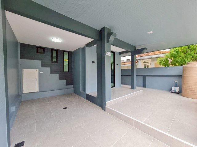 รูป บ้านรีโนเวทใหม่ วรารักษ์ รังสิต คลอง 3 พร้อมเข้าอยู่ - รูปที่ 2/8