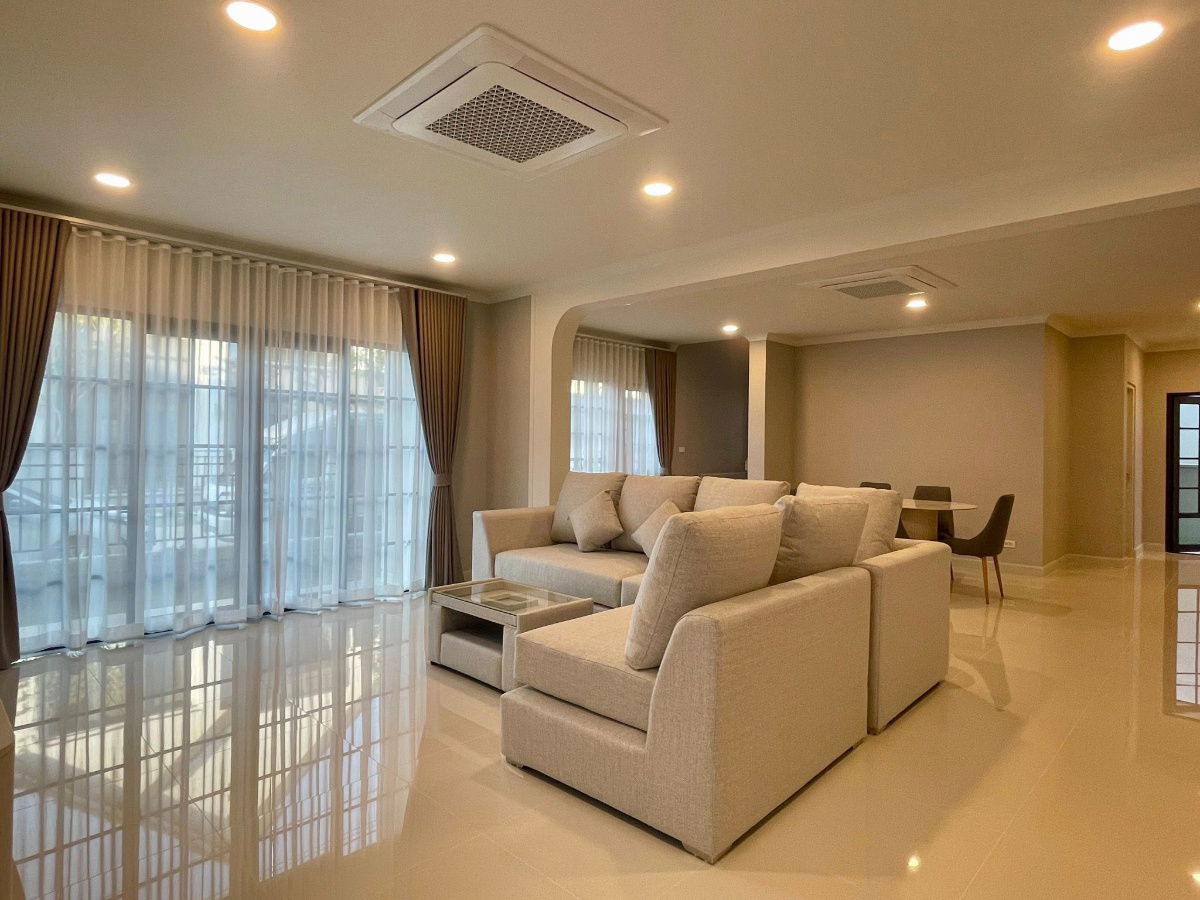 รูป ให้เช่า บ้านเดี่ยว Centro บางนา (เฟส 2) Type ใหญ่สุด 303 ตร.ม. 4 นอน 5 น้ำ ฮวงจุ้ยดี (หันทิศเหนือ)    รหัสทรัพย์: AA1269 - รูปที่ 4/12