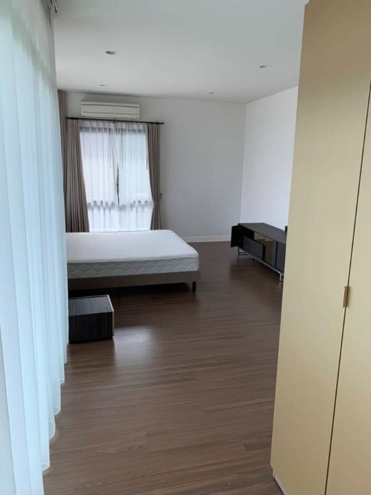 picture 🏡 Single house for rent Setthasiri Krungthep Kreetha 1, 4 bedrooms, 193 sq m, near Rama 9 Expressway - 4/15