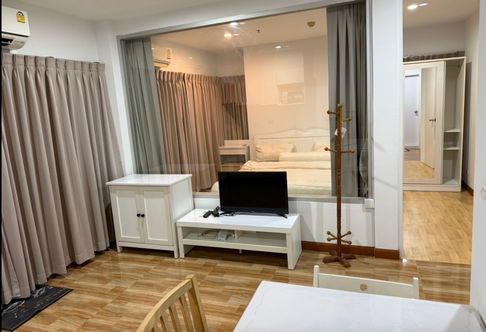 Parkland taksin thapra. 1bed 40sqm. Line id: @pfagent