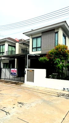 บ้านแฝด เมืองชลบุรี ชลบุรี : ขายบ้านแฝด หมู่บ้าน The Perfect Ville  เลขที่ 189/110  ถ.ข้าวหลาม อ.เมืองชลบุรี จังหวัดชลบุรี