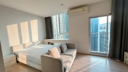 WS4756 [Rent] Noble Revolve Ratchada 💰 Rent only 35,000 baht/month 🚆 MRT Cultural Center