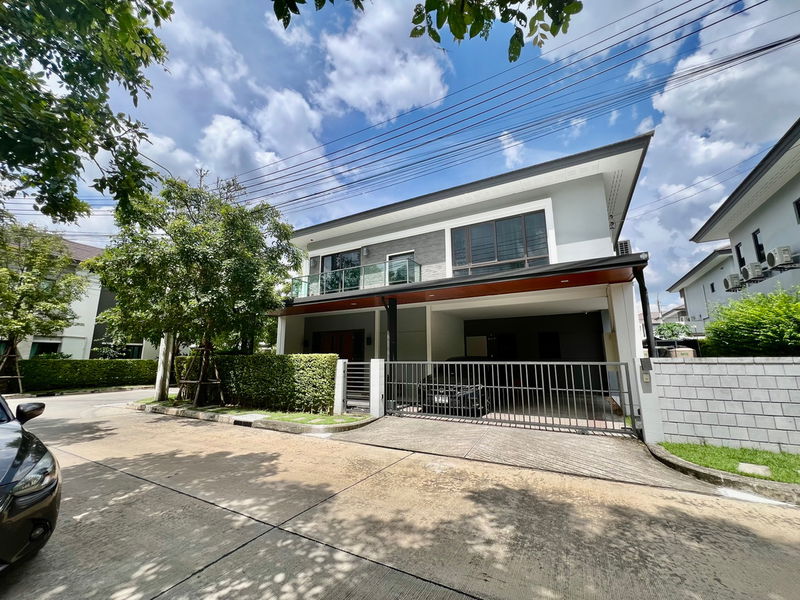 ขายทาวน์โฮม : บ้านเดี่ยวหรู The City รามอินทรา 2 (หลังมุม) | พื้นที่กว้างขวางเป็นส่วนตัว | ตกแต่ง Built-in ทั้งหลัง เฟอร์นิเจอร์พรีเมียม พร้อมเข้าอยู่