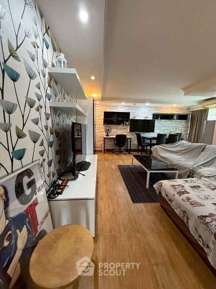 รูป คอนโด 2-ห้องนอน ที่ ซีนิธ เพลส แอท สุขุมวิท คอนโดมิเนียม ใกล้ BTS พระโขนง (ID 2350171) - รูปที่ 1/10