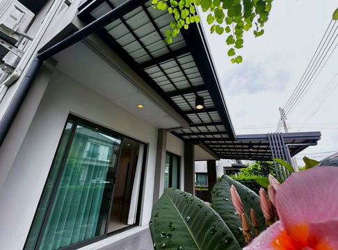  2-STORY DETACHED HOUSE FOR SALE Venue Tiwanon - Rangsit - Like New Condition, Ready to Move In, Prime Location, Convenient Transportation