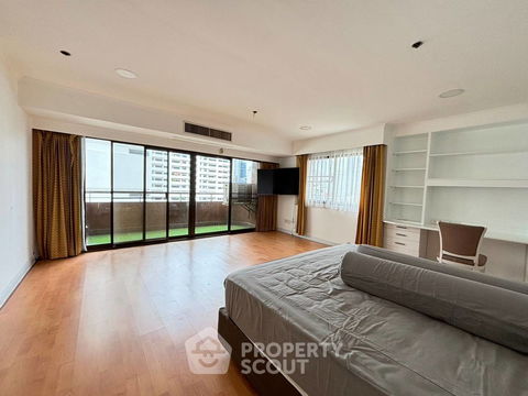 3-BR Condo at Kallista Mansion near ARL Makkasan (ID 1700208)