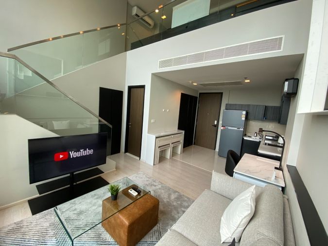 ให้เช่า คอนโดใกล้ BTS พระโขนง Rhythm สุขุมวิท 44/1 1Bed Duplex 62ตรม ชั้น20+