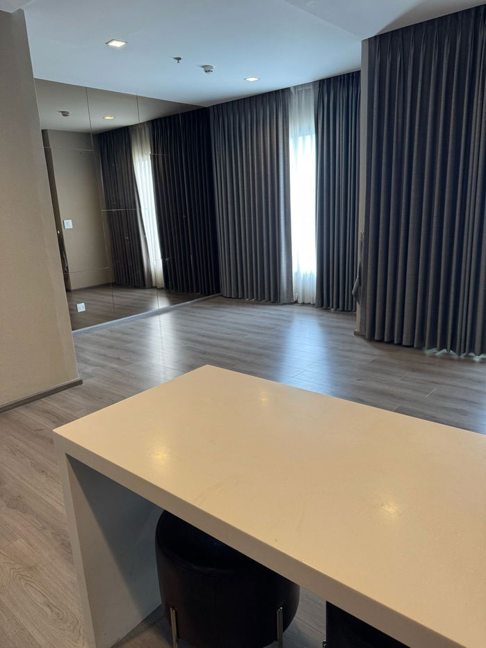 รูป 🏢 ขายคอนโด : The Politan Rive (เดอะ โพลิแทน รีฟ)   รหัสทรัพย์ | 📌LNP-C9881  - รูปที่ 9/17