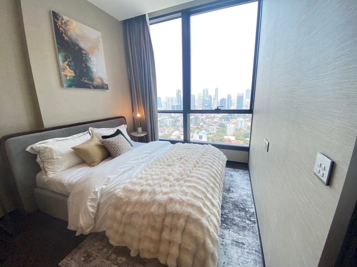 For sale the esse sukhumvit36 best price free furniture