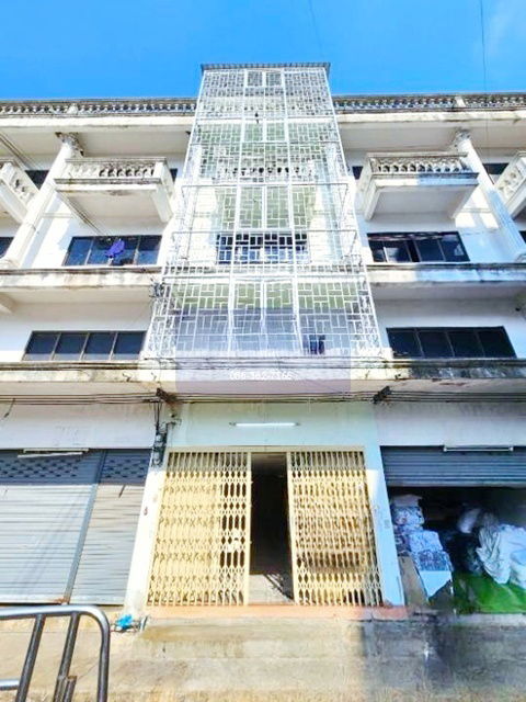 picture Ying Ruay Market 450 m.For rent 5-story commercial building 21sq.wa. 401sq.m. Beautifully decor - 1/8